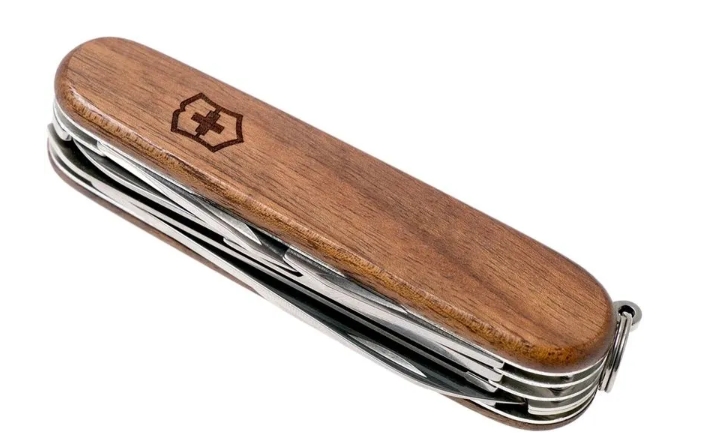 Victorinox Huntsman 13F 1371163 Madeira